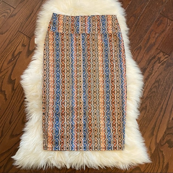 !! Chain link printed pencil skirt - Picture 1 of 6